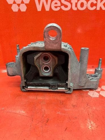 Детали двигателя и моторы в сборе: Подушка мотора Hyundai 2021 г., Б/у, Оригинал — 3