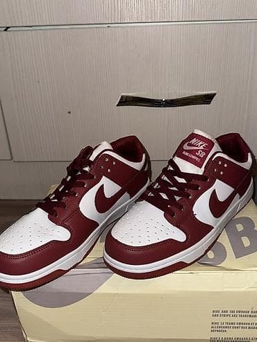 Кроссовки и спортивная обувь: Nike Dunk Low Team Red — новые Размер: EU 39 (24.5 см) Абсолютно — 1