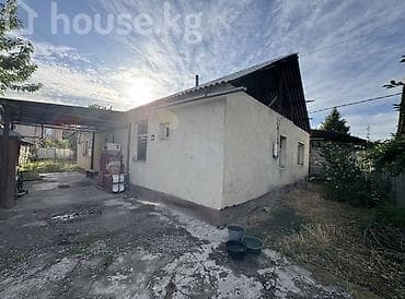 Продается дом, в центре Кызыл Аскера. Первомайский р-н, расположен