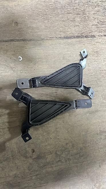 w210 cdi: Комплект передних фар Kia — 3