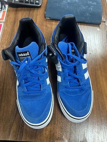 adidas stan smith: Кроссовки adidas Originals - Модель в скейт-стиле с фирменными тремя — 2