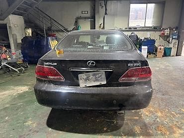 lexus e350: Крышка багажника Lexus, 2005 г., Б/у, Оригинал — 1