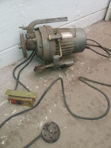 швейные обрезки: Швейная машина Brother, Вышивальная, Оверлок, Коверлок — 1