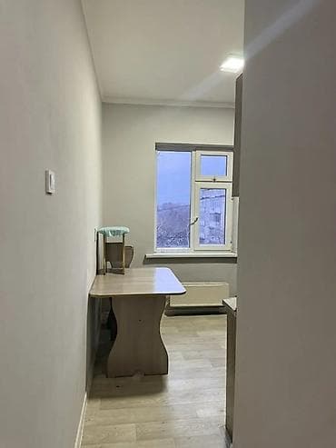 flat rent: 3 комнаты, Агентство недвижимости, С мебелью частично — 1