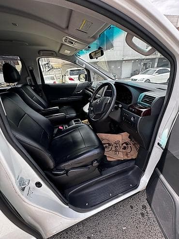 Toyota Alphard: 2014 г., 3.5 л, Автомат, Бензин, Минивэн — 6