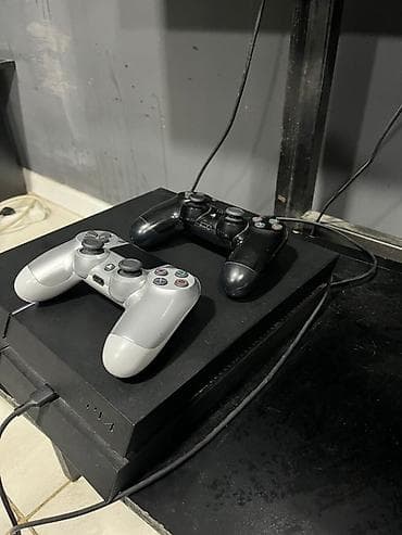 sony ps1: Игровая консоль Sony PlayStation 4 (плоский корпус, серия — 3