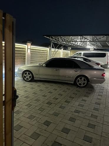 cl 63: Mercedes-Benz E-Class: 2002 г., 3.2 л, Автомат, Бензин, Седан — 3