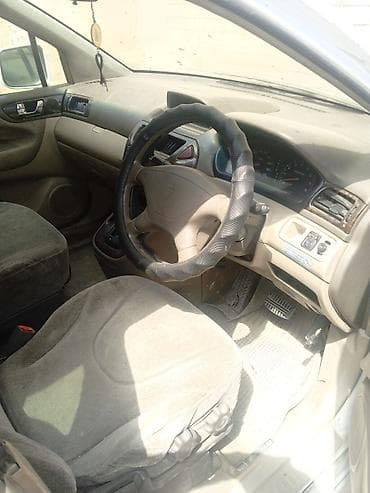 trunk q: Mitsubishi Chariot: 1998 г., Автомат, Минивэн — 3