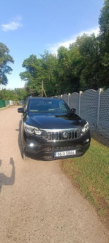 козырьки: Ssangyong Rexton Khan: 2019 г., 2.2 л, Типтроник, Дизель, Пикап — 1