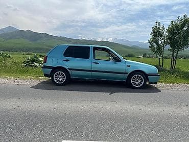 Унаа сатуу: Volkswagen Golf: 1992 г., 1.8 л, Кол менен иштөөчү, Бензин, Хетчбек — 8