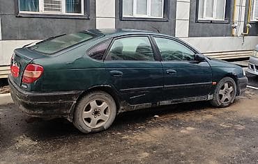 step 2: Toyota Avensis: 2002 г., 1.8 л, Автомат, Бензин, Хэтчбэк — 4