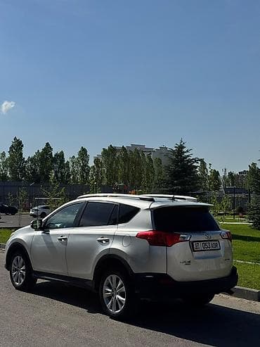 рафия: Toyota RAV4: 2015 г., 2.5 л, Автомат, Бензин, Кроссовер — 7