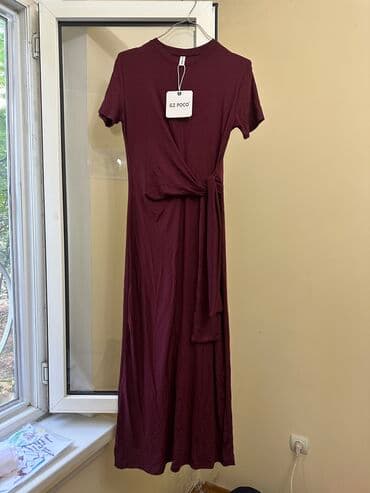 Продается платье новое