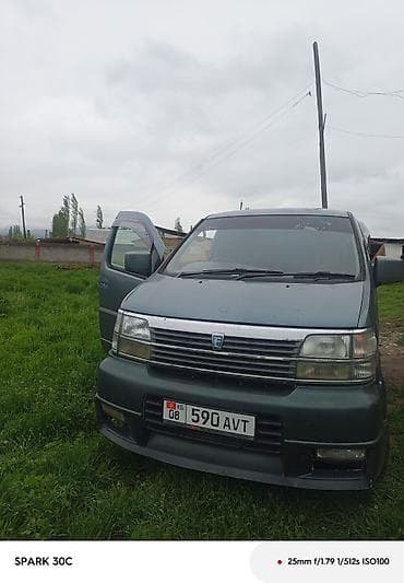 водный катер: Nissan Elgrand: 1998 г., 3.2 л, Автомат, Дизель, Минивэн — 4