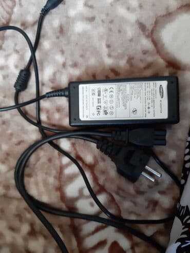 зарядное устройство для ноутбука самсунг: Продаю блок питания SAMSUNG 19V 3,16A. Отличное состояние — 1