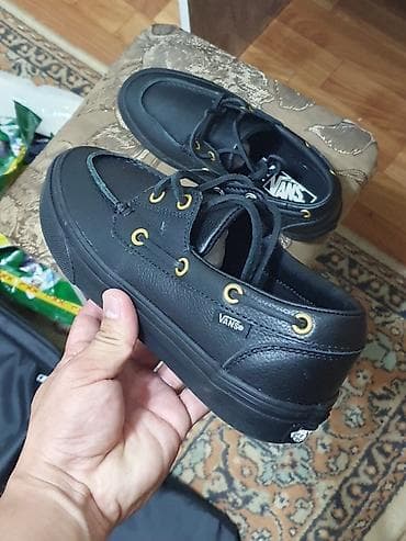 gore tex обувь: Оригинал 100%, фирмa Vans. Заказывал с Германии, размер не подошёл — 2