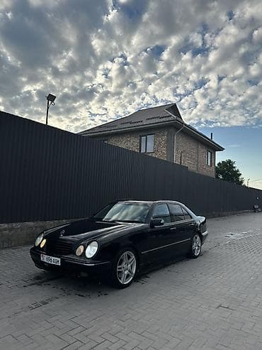 Mercedes-Benz E-Class: 2001 г., 4.3 л, Автомат, Бензин, Седан