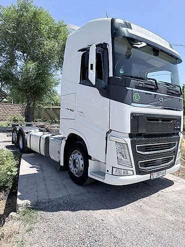 тигач актрос: Тягач, Volvo, 2020 г., Без прицепа — 3