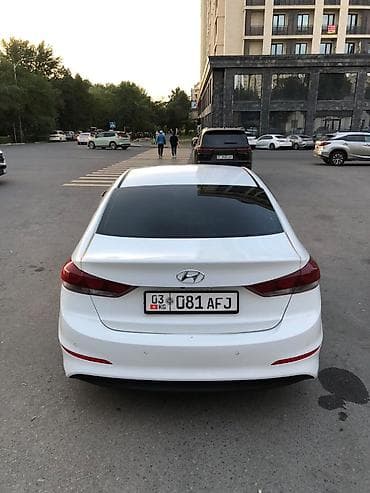 соната 2006 года: Hyundai Elantra: 2018 г., 1.6 л, Автомат, Бензин, Седан — 6