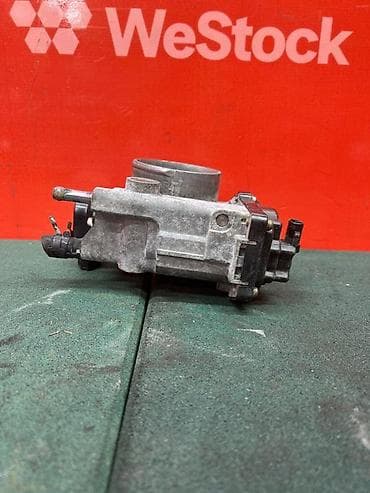 Автокосметика: Дроссельная заслонка Toyota 2004 г., Б/у, Оригинал, Япония — 2