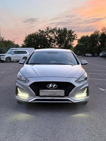 Hyundai Sonata: 2023 г., 2 л, Автомат, Газ, Седан — 9