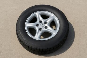 купить диски на ниву 16: Колеса в сборе 225 / 70 / R 16, Всесезонная, Б/у, 1 шт, Легковые, Литые, отверстий - 5 — 1