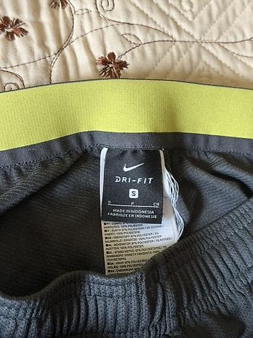 Носки и белье: Футбольные штаны Nike Manchester City,
Размер S — 3