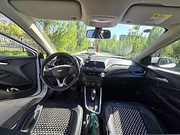 шевро оних: Chevrolet Onix: 2020 г., 1 л, Бензин, Седан — 8