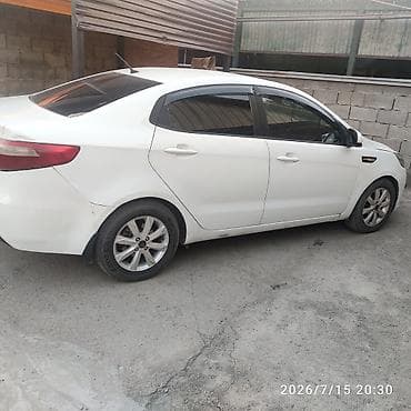 low ll: Kia Rio: 2013 г. — 3