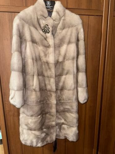 Шуба из норки, светло-серая (пепельно-бежевый градиент) - Форма