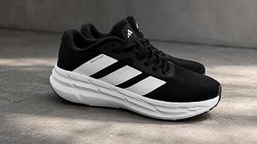 ош обув: Кроссовки для бега adidas Adistar (модель с фирменными тремя — 1