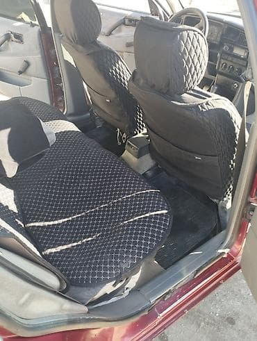 ct 200: Volkswagen Passat: 1988 г., 1.8 л, Механика, Бензин, Хэтчбэк — 7