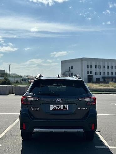 себе: Subaru Outback: 2022 г., 2.5 л, Вариатор, Бензин, Универсал — 5