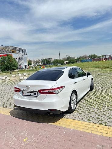 продаю кант: Toyota Camry: 2018 г., 2.5 л, Автомат, Бензин, Седан — 5
