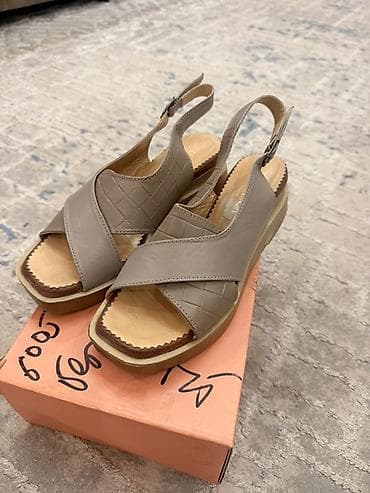 original: Босоножки, 36, Б/у, цвет - Бежевый — 2