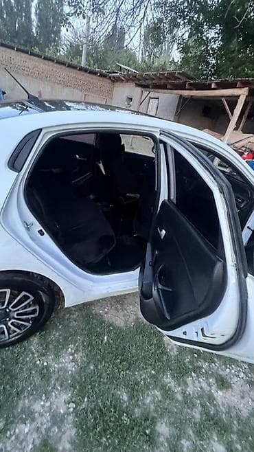машины без прав: Kia Rio: 2015 г., 1.6 л, Автомат, Бензин, Седан — 5