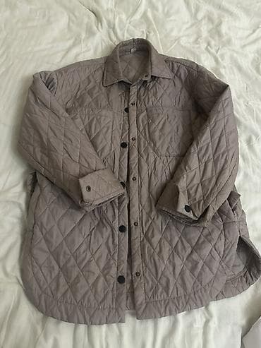 косуха оверсайз: Стеганая куртка-рубашка, универсальная и легкая. В хорошем состоянии — 2