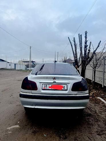 хундай старекс 1: Mitsubishi Carisma: 2000 г., 1.6 л, Кол менен иштөөчү, Бензин — 3
