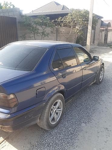 бнв 318: BMW 3 series: 1991 г., 2 л, Ручные, Бензин, Седан — 4