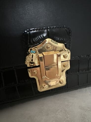 сумка miu miu: Продаю красивую сумочку, в хорошем качестве и отличном состоянии — 4