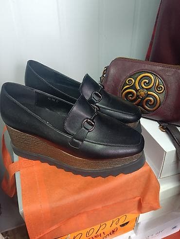 Мокасины и лоферы: Лоферы, 37, Gucci, Новый, цвет - Черный, Самовывоз — 1