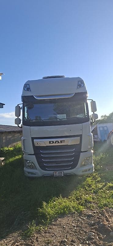 сколько стоит мультитул: Тягач, DAF, 2020 г., Тентованный — 1