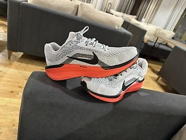 Жеке буюмдар: Эркектердин кроссовкасы, 40, 40.5, Nike, Жаңы, түсү - Ак, Өзү алып кетүү, Акылуу жеткирүү — 2