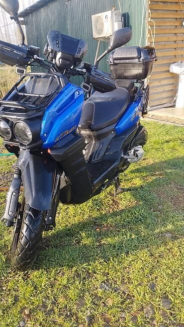 daf tandem: Скутер Z‑MAX (аналог ADV/туринг-скутера) - Двигатель: одноцилиндровый — 3