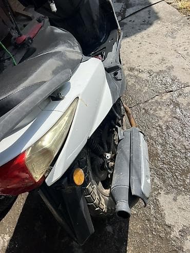 мото м8: Продаю скутер м8 имеется вложение прошу 25 тысяч сом торг имеется — 6