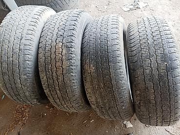 Шины: Комплект из 4 шин для легкового/кроссовера. Параметры: - Размер — 1