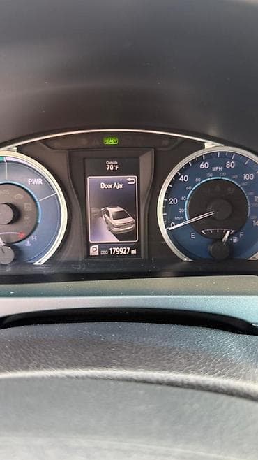Продажа авто: Toyota Camry: 2016 г., 2.5 л, Автомат, Гибрид, Седан — 9