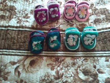 Пинетки от 5месяцев-1год Если убрать шнурки можно носить как тапочки at lalafo.kg Пинетки от 5месяцев-1год Если убрать шнурки можно носить как тапочки