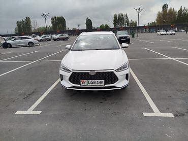 авто byd: BYD E2: 2021 г., Электромобиль, Кроссовер — 1