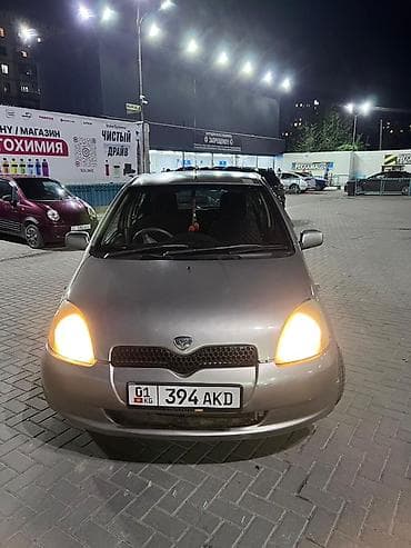 vitz: Toyota Vitz: 2001 г., 1.3 л, Автомат, Бензин, Хэтчбэк — 4